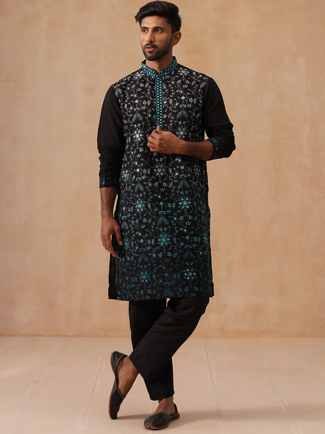 Men’s Silk Blend Embroidered Kurta Pyjama Set ( JOKP B-P 5296 B-P 5296Peacock )
