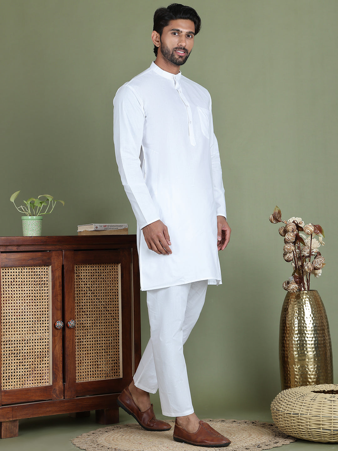 White Solid Kurta with Pyjama ( JOKP 555White )