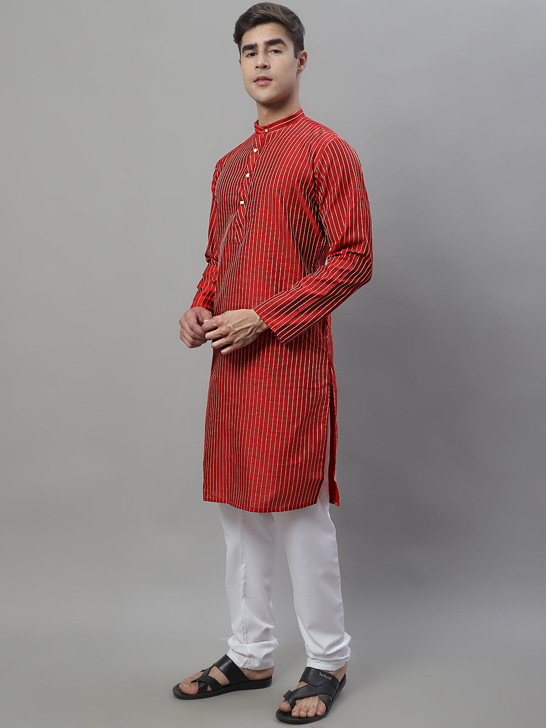 Men Maroon Embroidered Kurta with Pyjamas