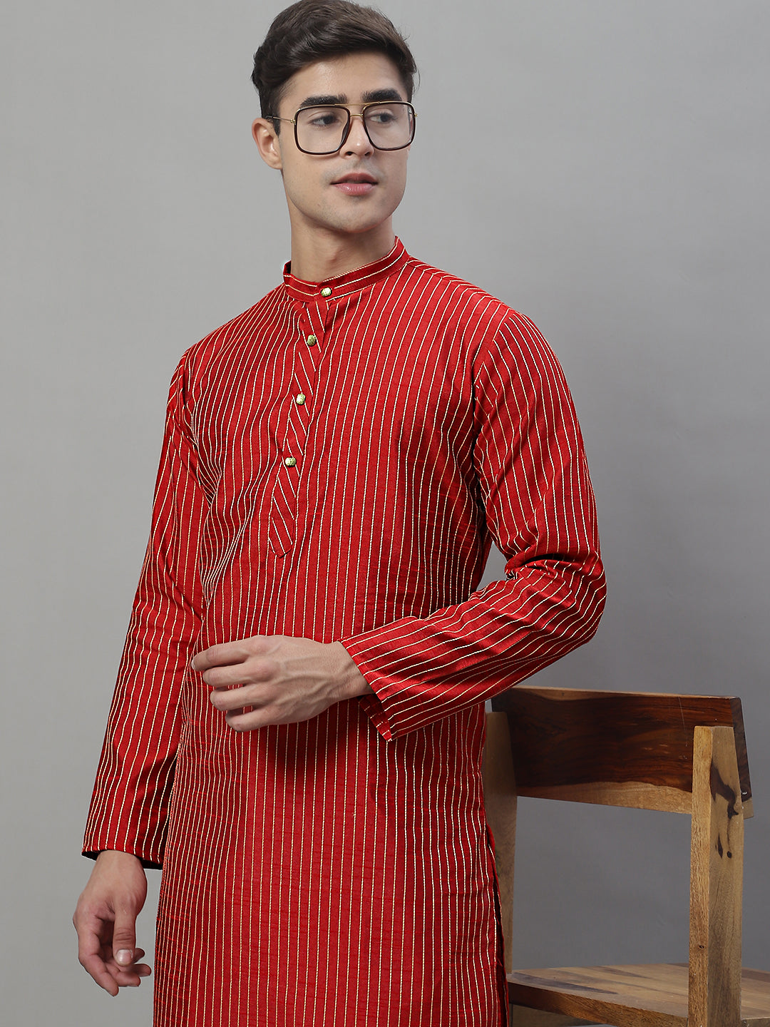 Men Maroon Embroidered Kurta with Pyjamas