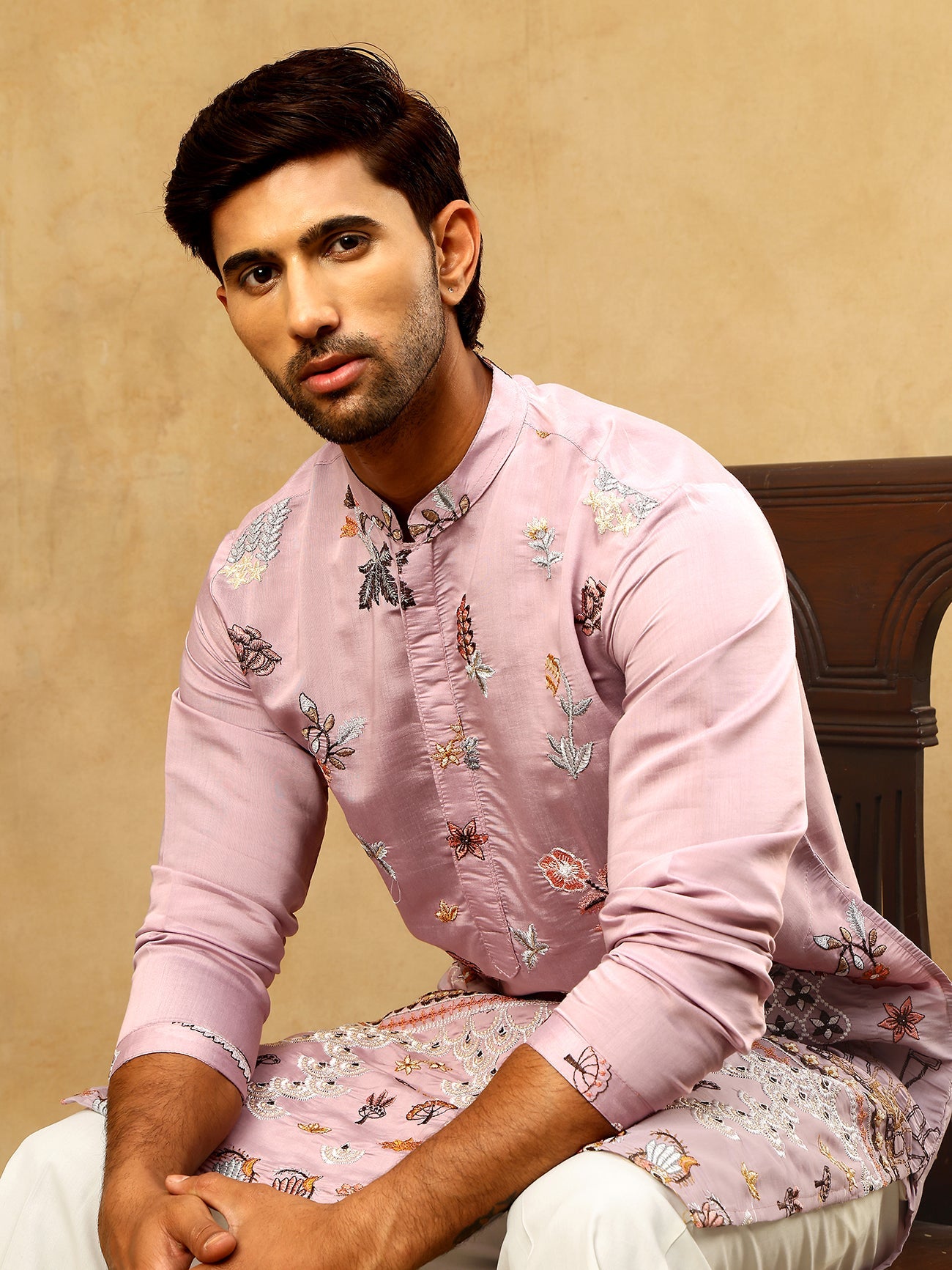 Silk Blend Floral Embroidered Kurta Pyjama Set ( JOKP PJ11W 5140Purple )