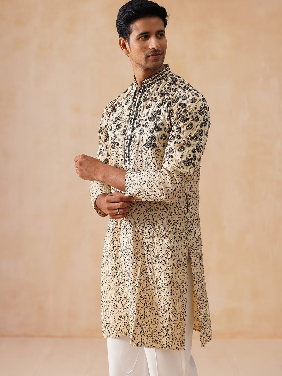 Men's Cream Embroidered Kurta Pyjama Set ( JOKP PJ11-W 5267 PJ11-W 5267Cream )