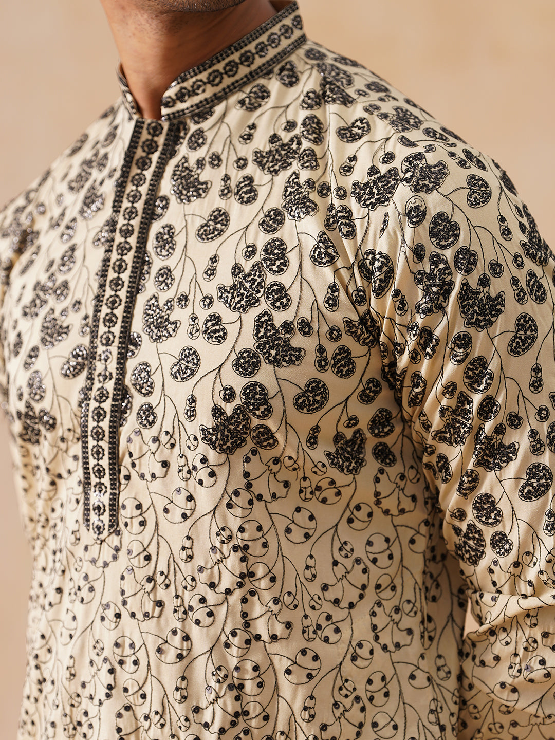 Men's Cream Embroidered Kurta Pyjama Set ( JOKP PJ11-W 5267 PJ11-W 5267Cream )
