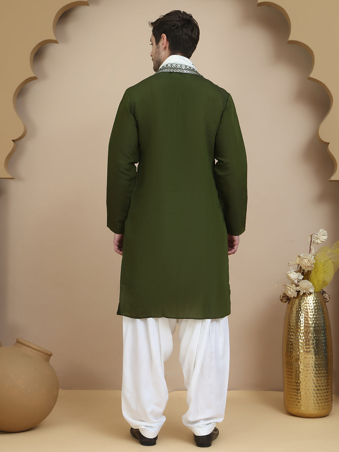 Embroidered Silk Blend Kurta Dupatta Set for Men ( KOD 5077 olive )