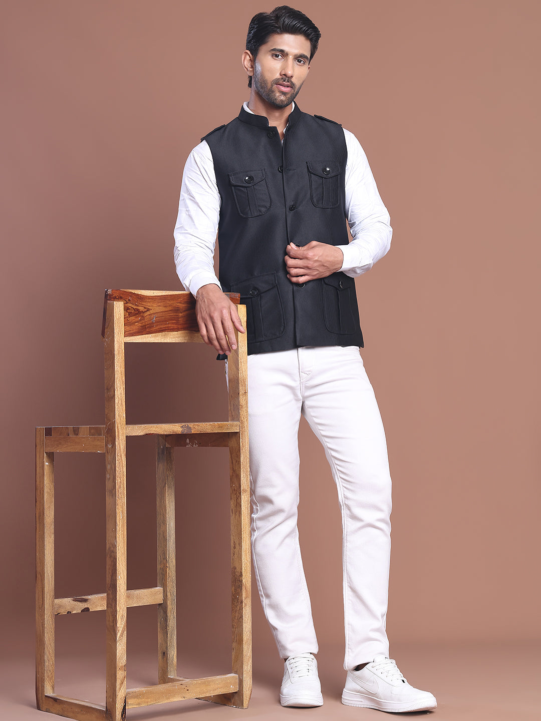 Black Soild Nehru Jacket for Men ( JOWC 4128 Black )