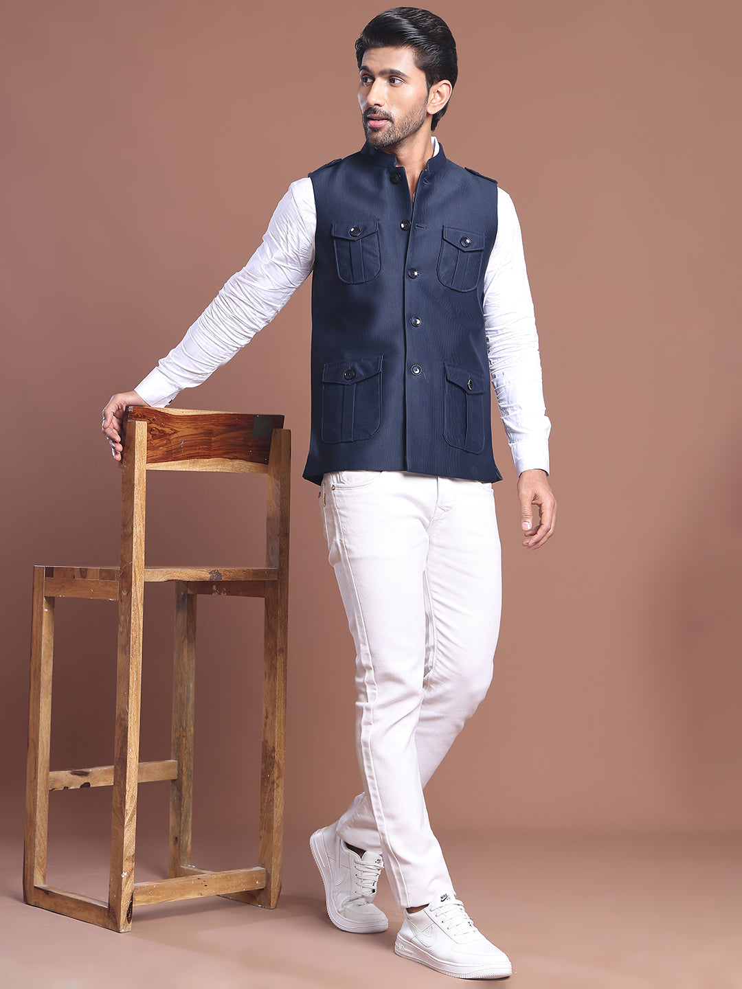 Navy Blue Soild Nehru Jacket for Men ( JOWC 4128 Navy )