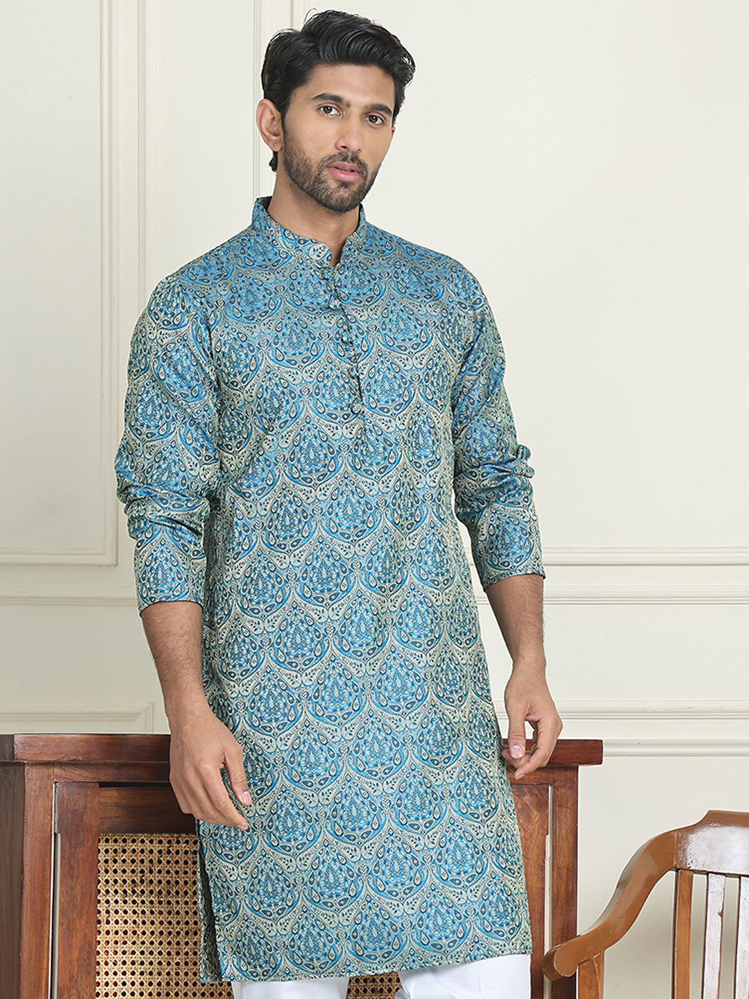 Men's Silk Blend Straight Kurtas ( KO 5043 Blue )