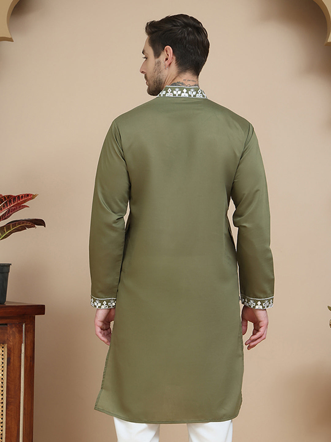 Men's Embroidered Kurtas ( KO 5045 Olive )