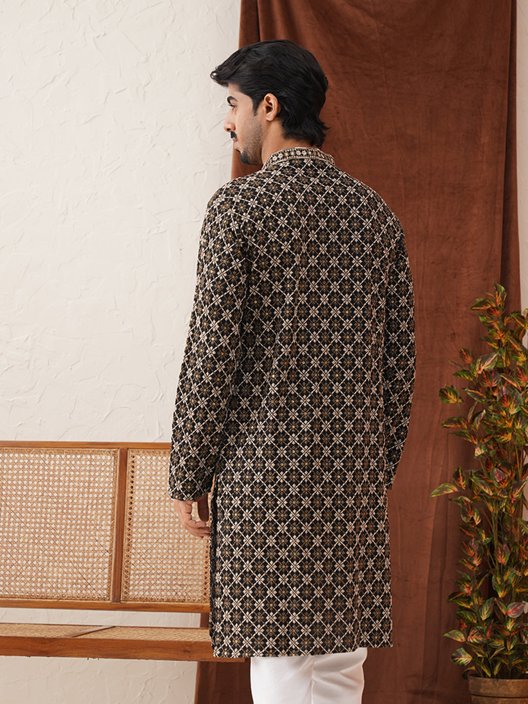 Embroidered Kurtas For Men ( KO 5127Black )