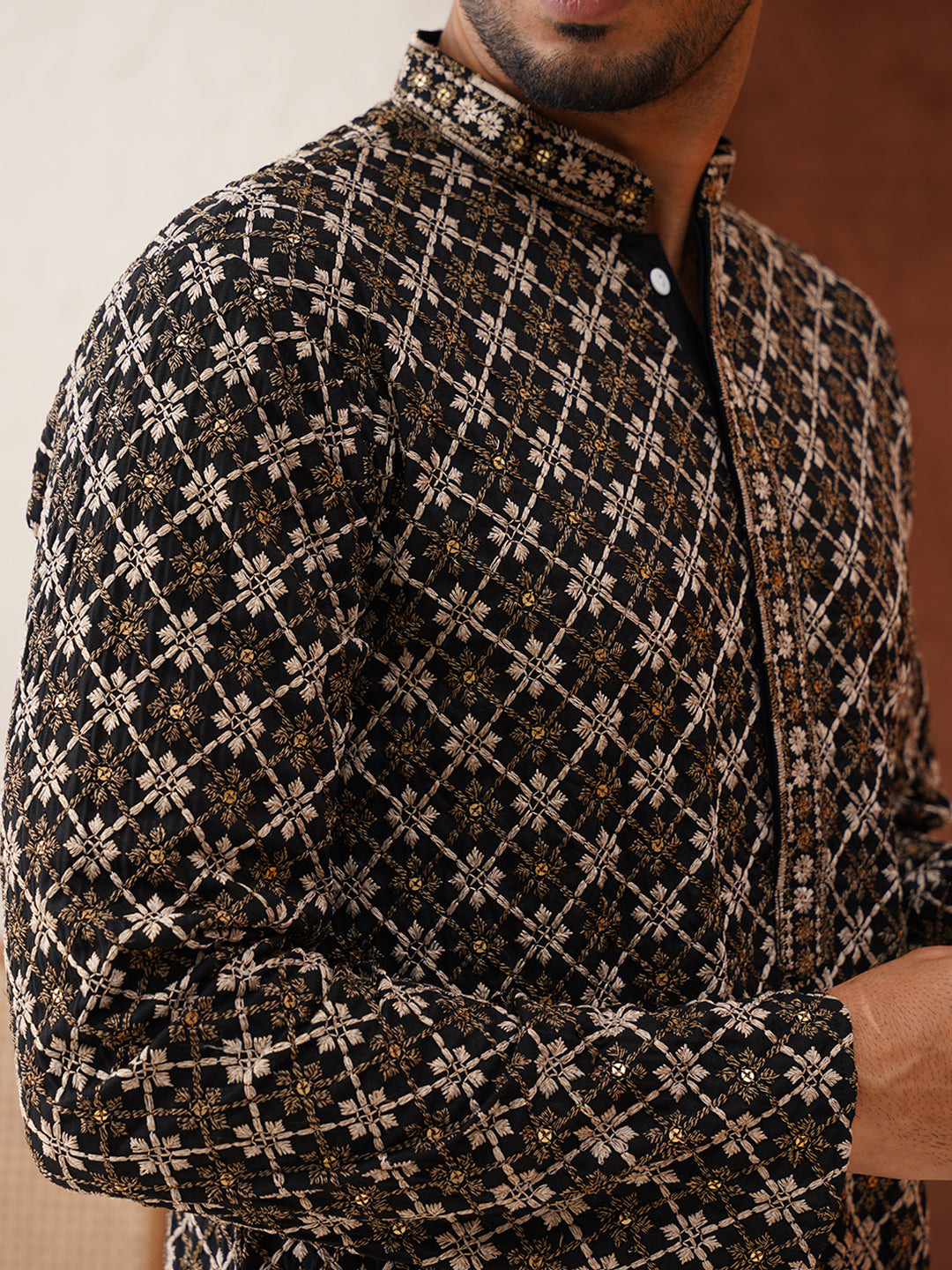 Embroidered Kurtas For Men ( KO 5127Black )