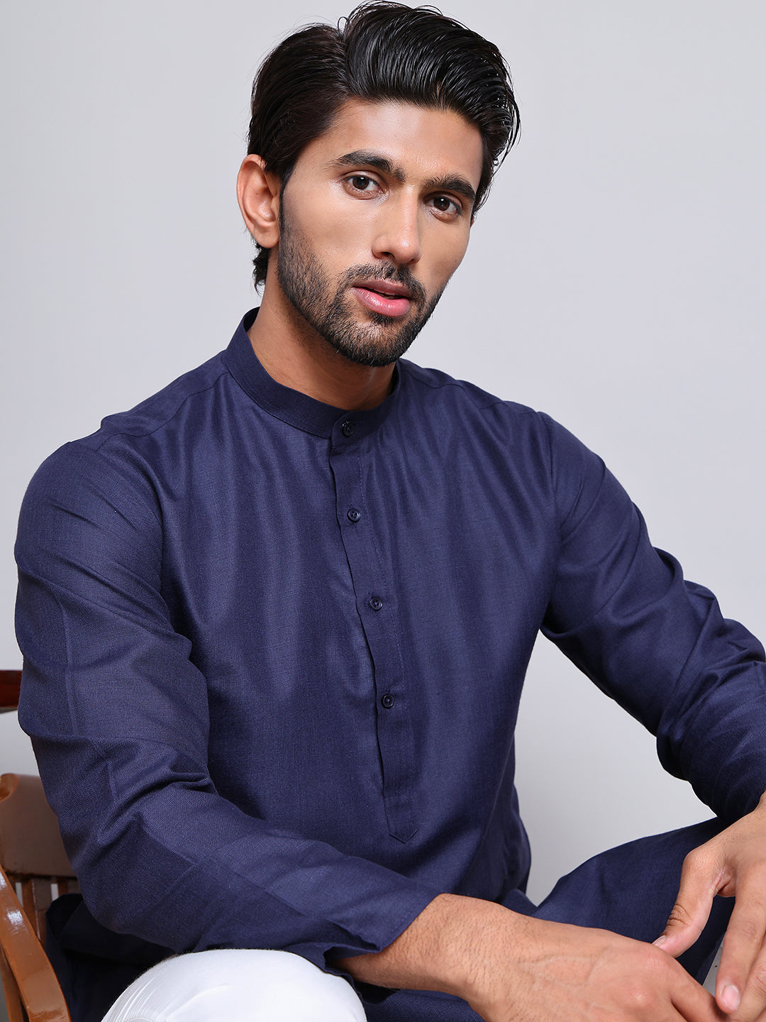 Men’s Cotton Blend Solid Kurta ( ANMKO 5144Navy )