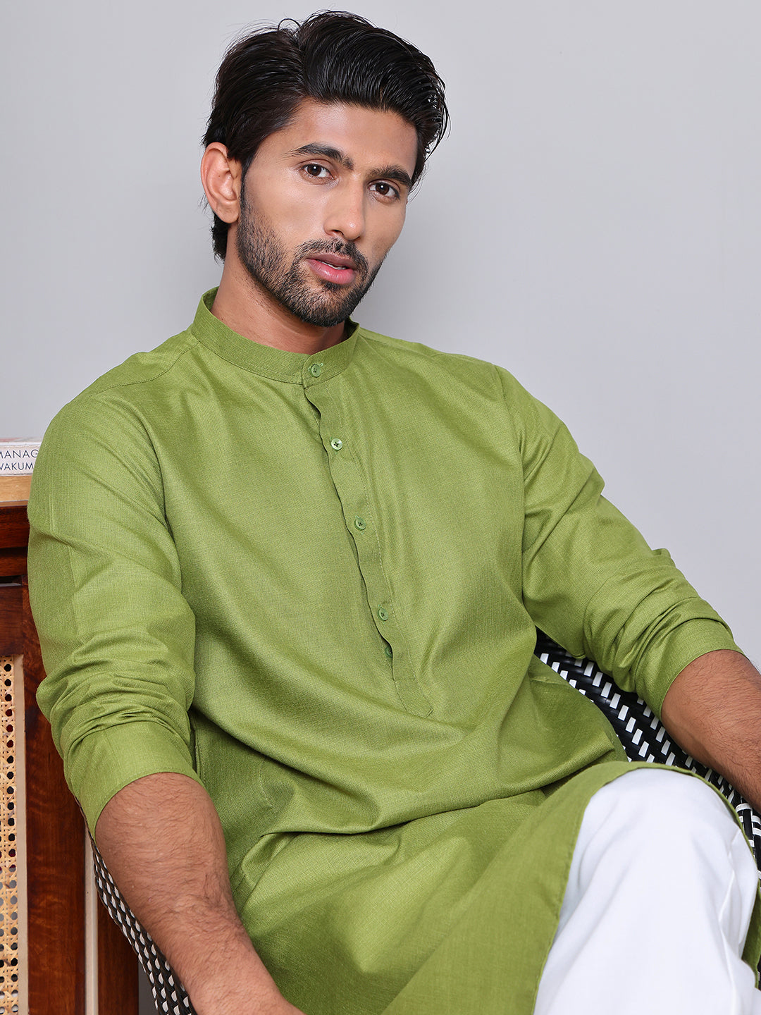 Men’s Cotton Blend Solid Kurta ( ANMKO 5144Olive )
