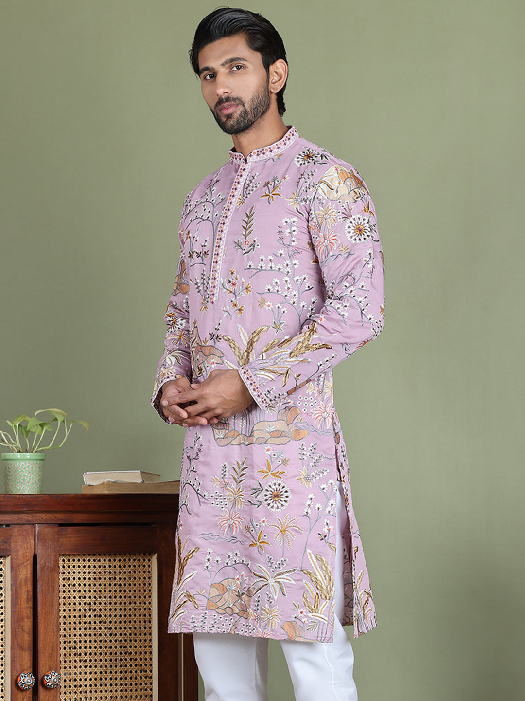 Floral Embroidered Straight Kurtas ( ko 5156Purple )
