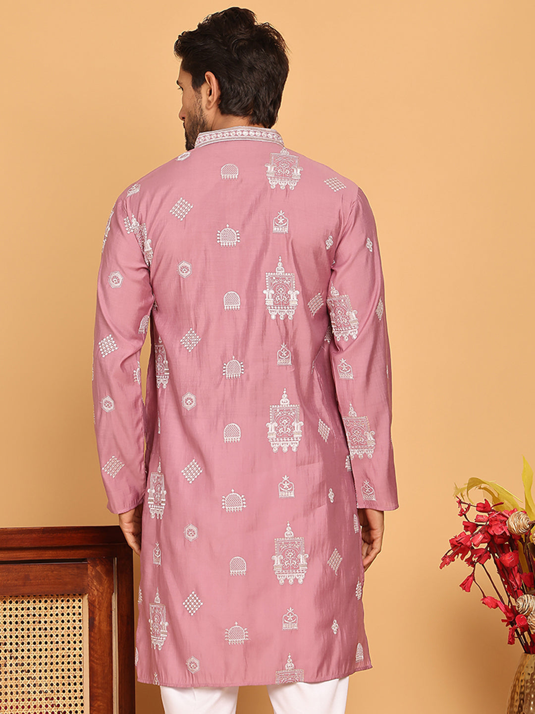 Embroidered Silk Blend Kurtas ( KO 5191 Magenta )