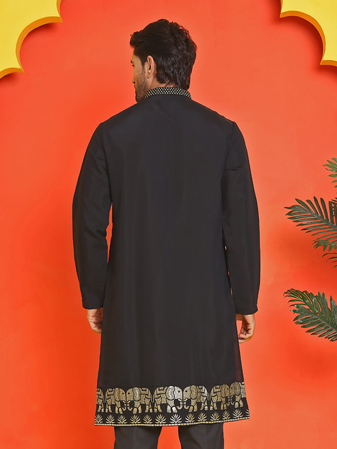 Embroidered Chikankari Kurtas For Men ( KO 5219 Black )