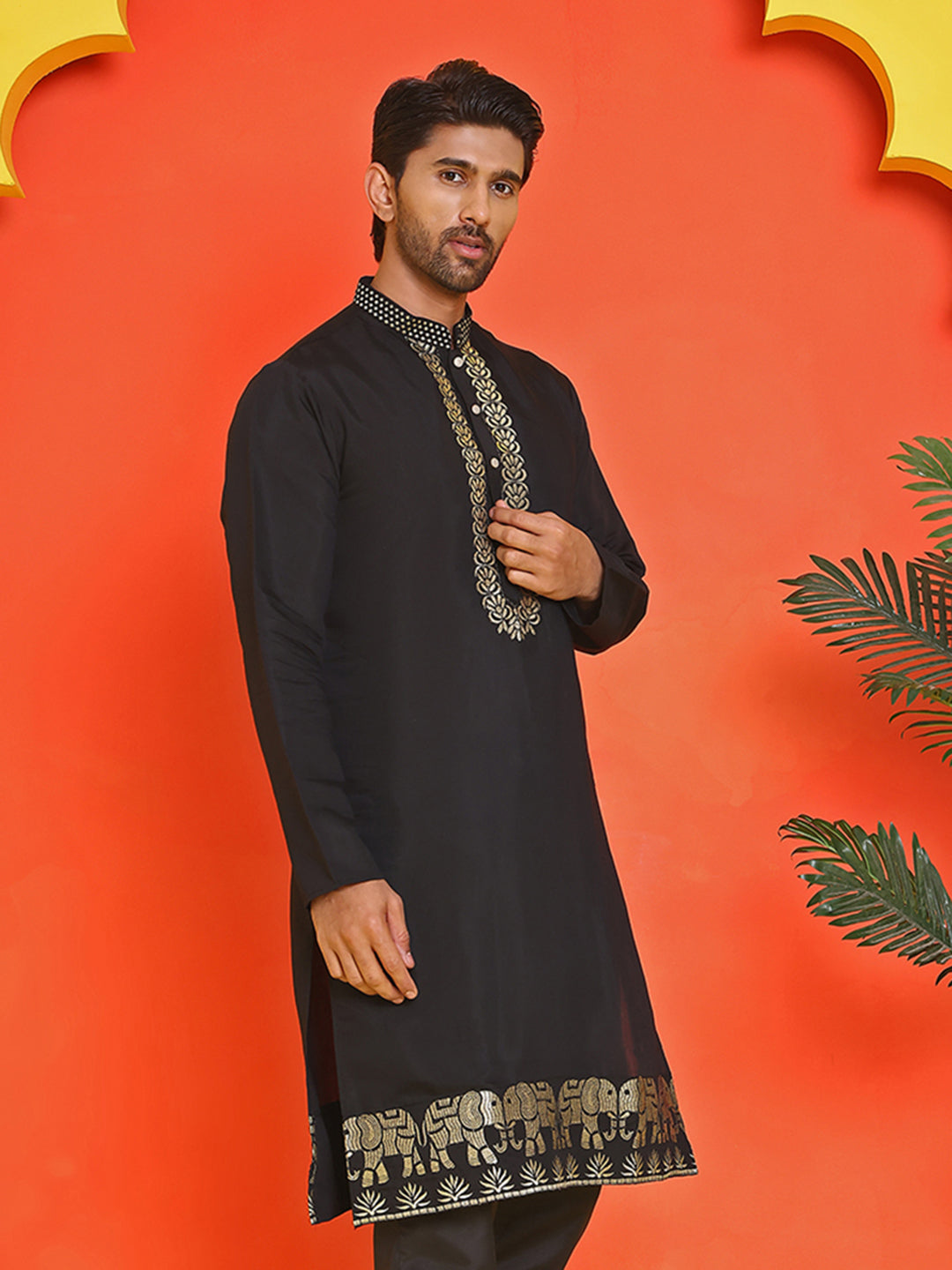 Embroidered Chikankari Kurtas For Men ( KO 5219 Black )