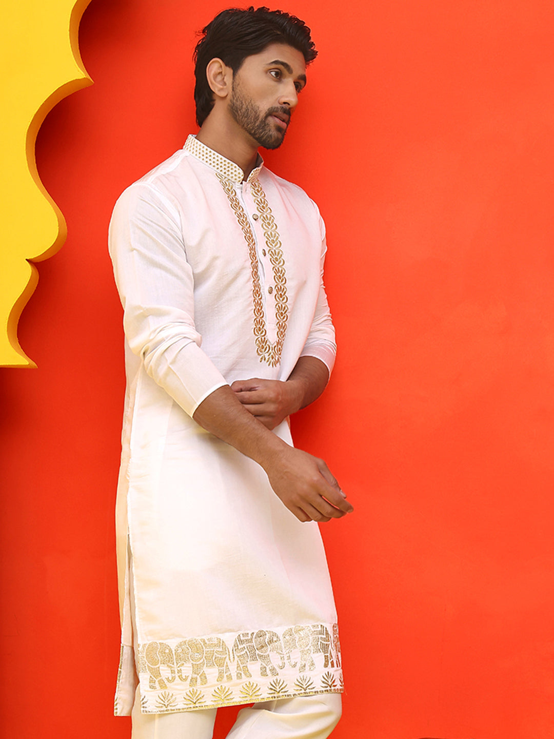 Embroidered Chikankari Kurtas For Men ( KO 5219 White )