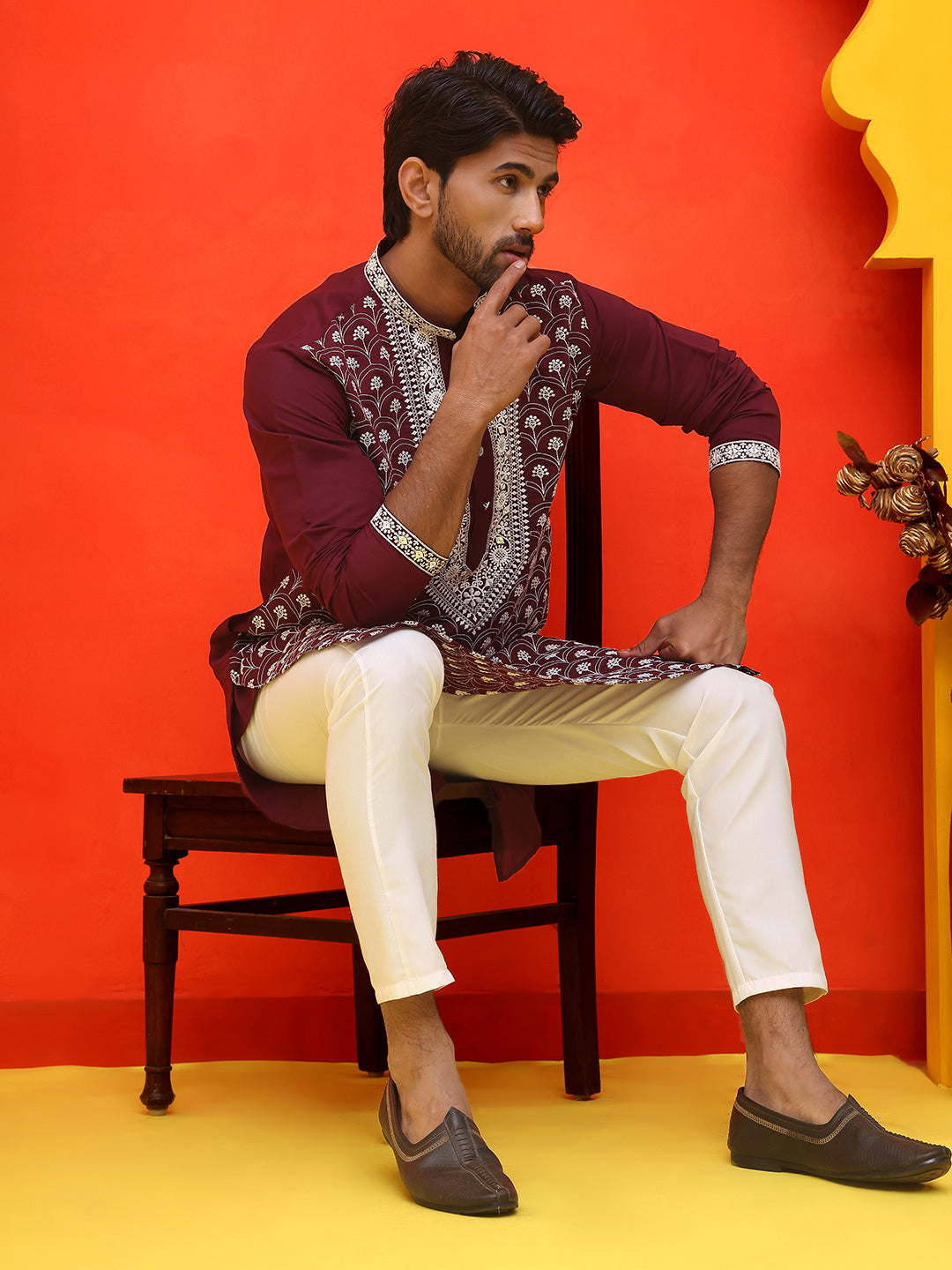Embroidered Kurtas For Men ( KO 5220 Purple )