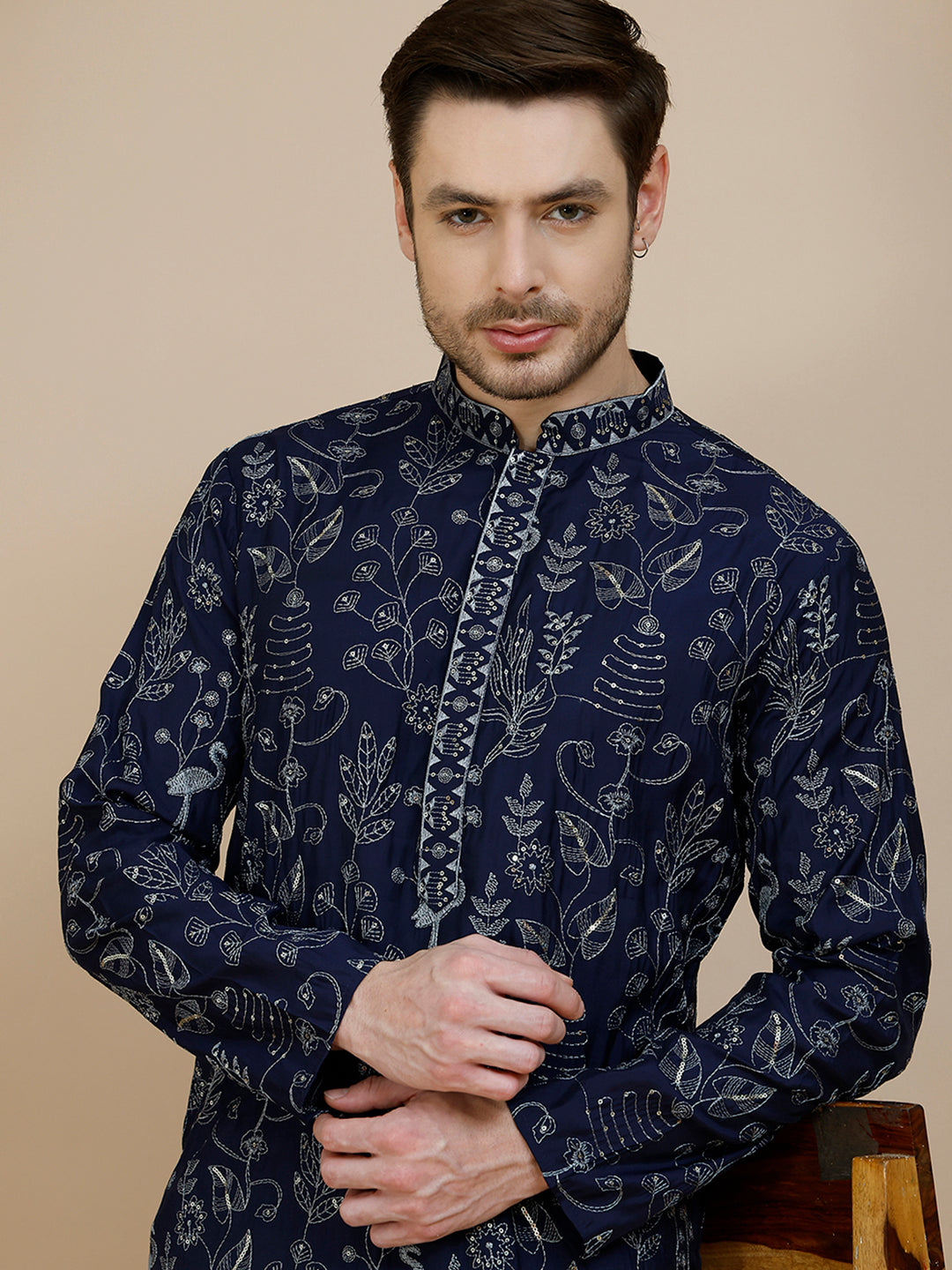 Embroidered Silk Blend Kurtas for Men ( KO 5246 Navy )