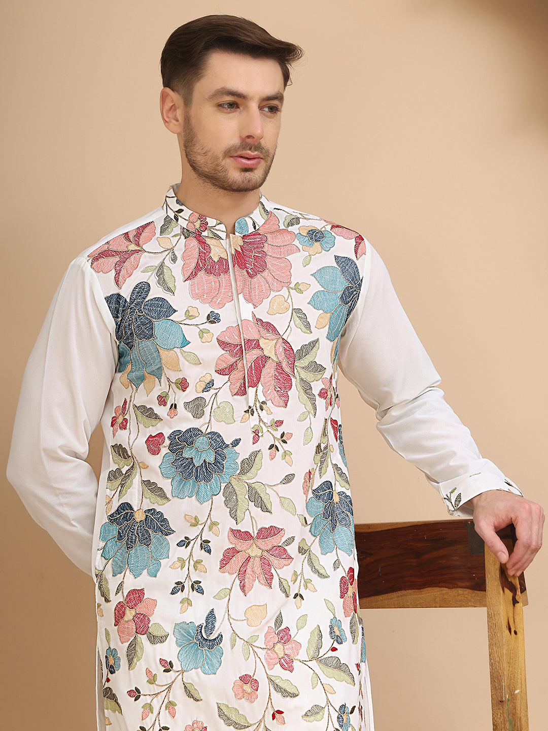 White Embroidered Kurta with Sequins & Zari Work ( KO 5255 White )
