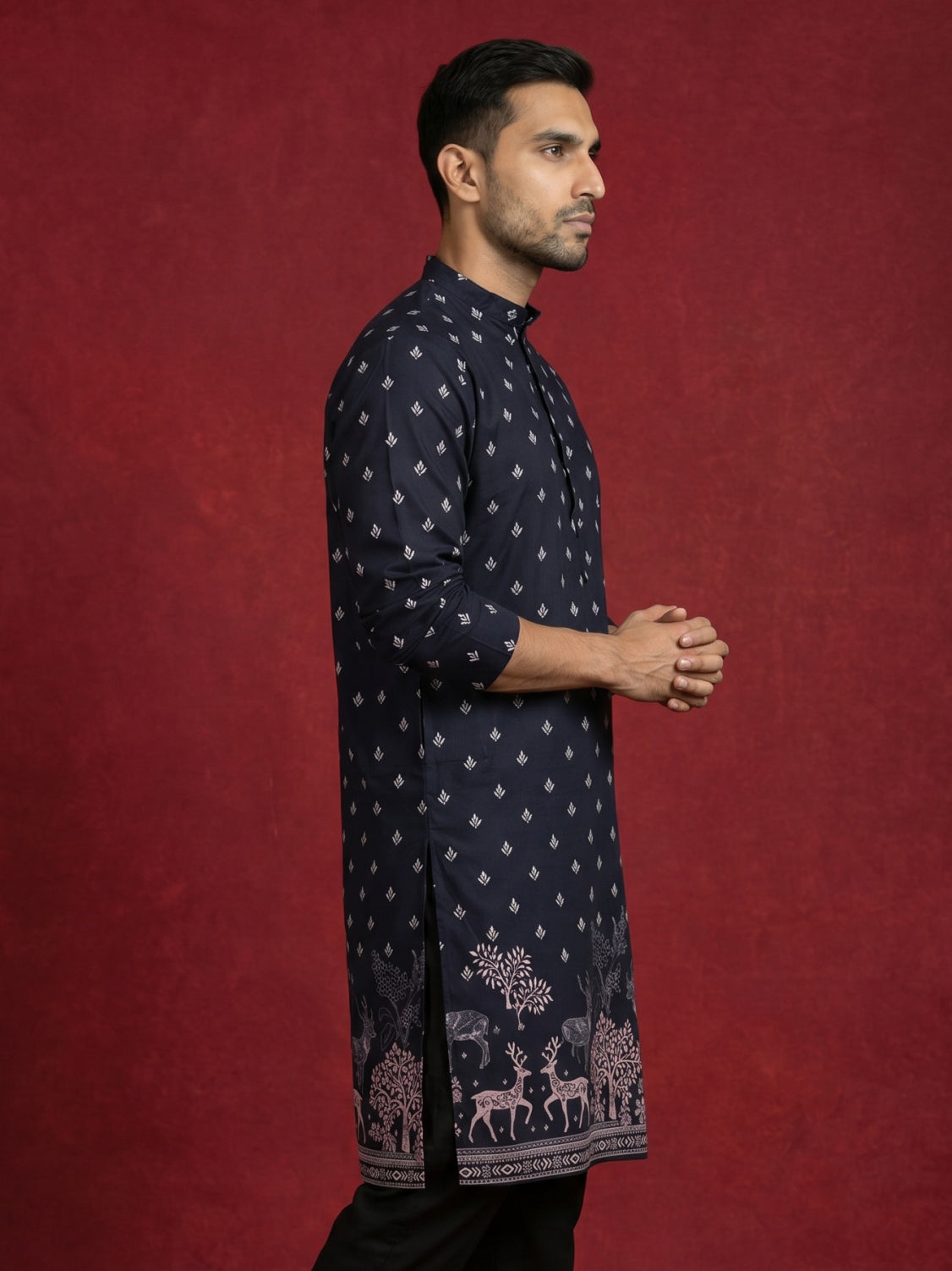 Men Cotton Blend Animal Printed Kurta