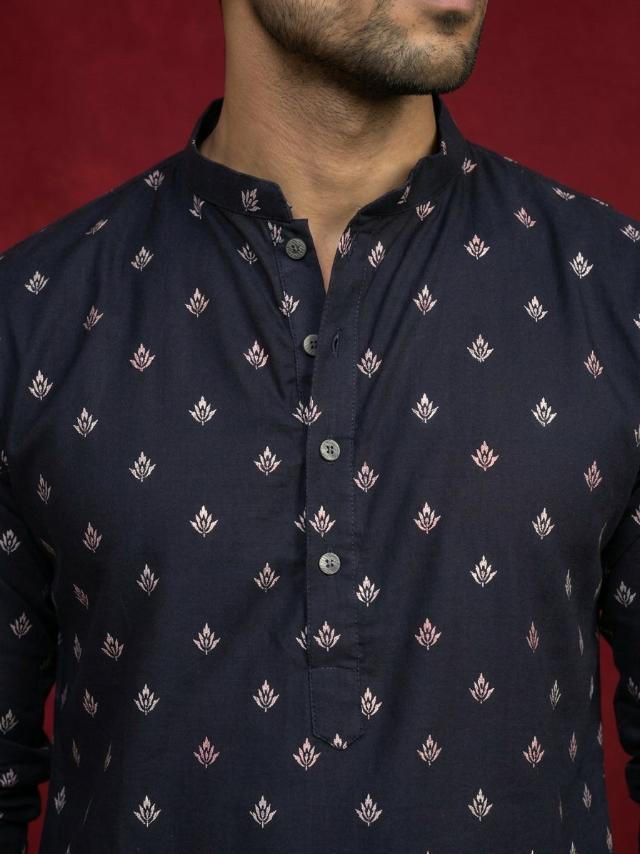 Men Cotton Blend Animal Printed Kurta