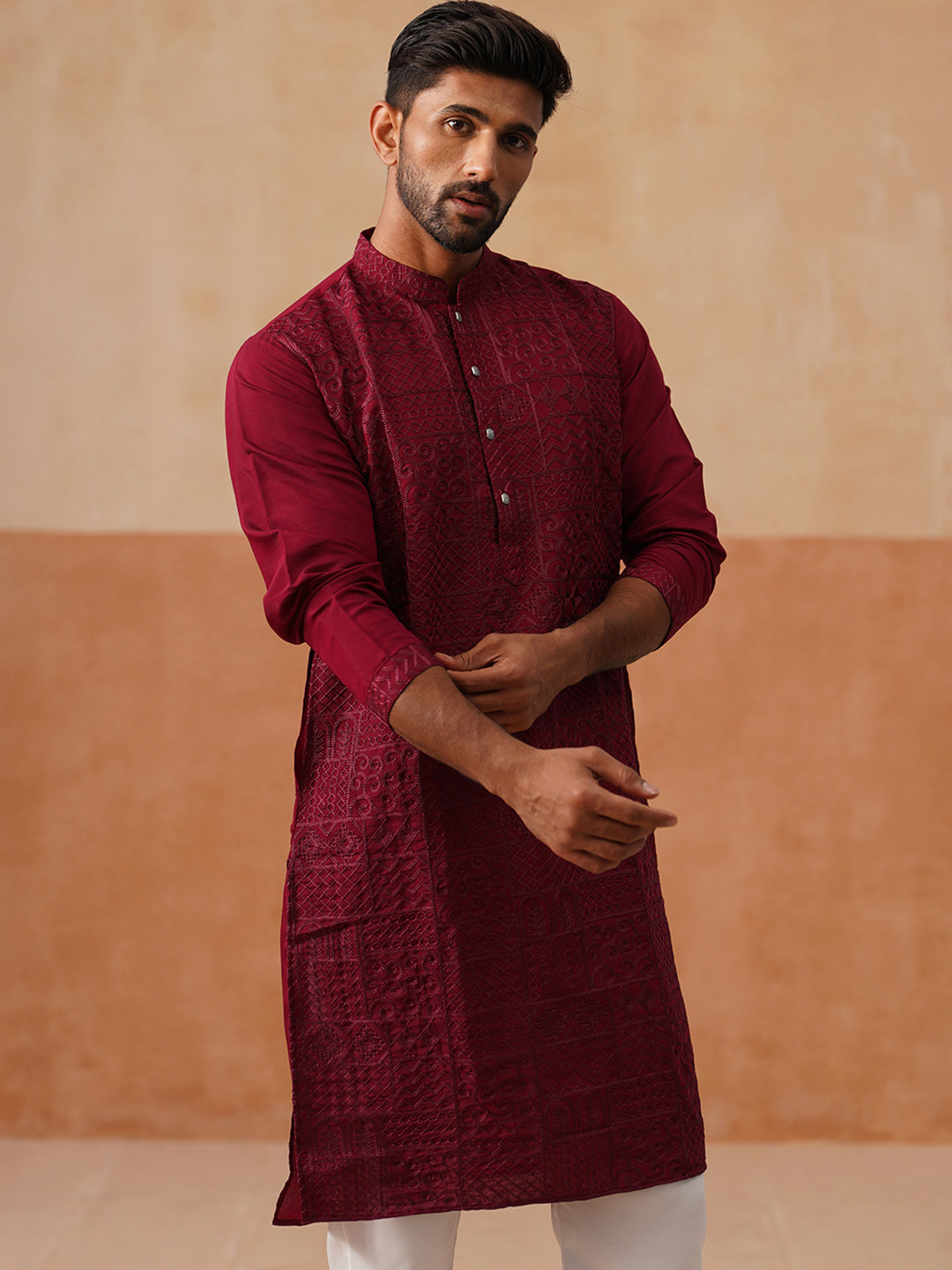 Men’s Silk Blend Embroidered Kurtas ( KO 5297 Wine )