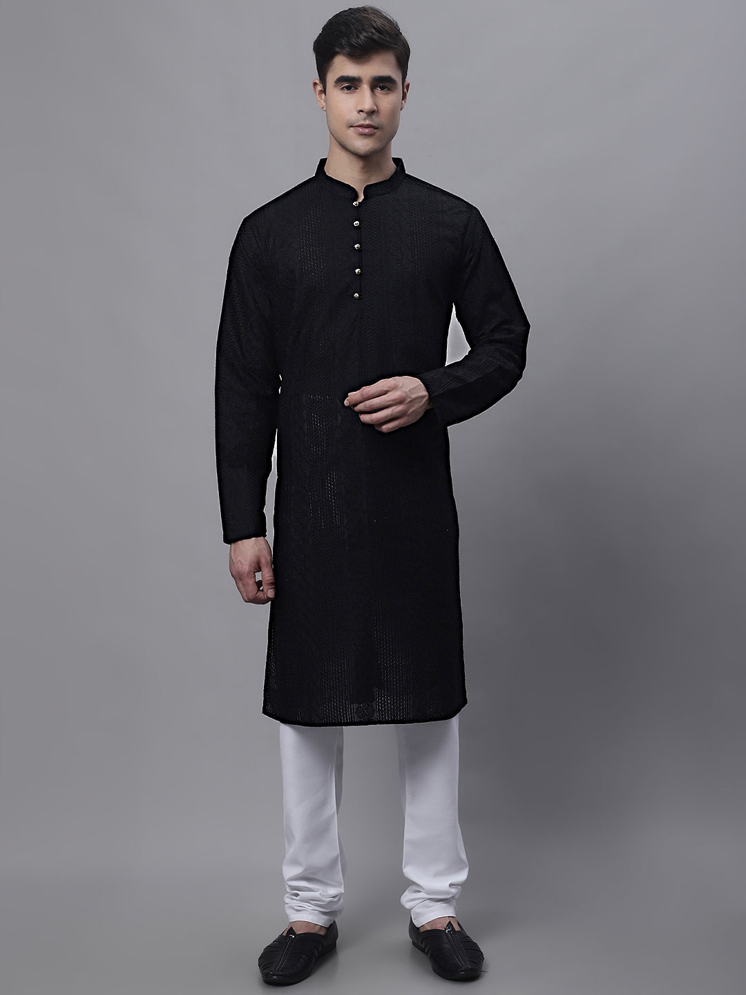 Jompers Men's Black Embroiderd Kurtas