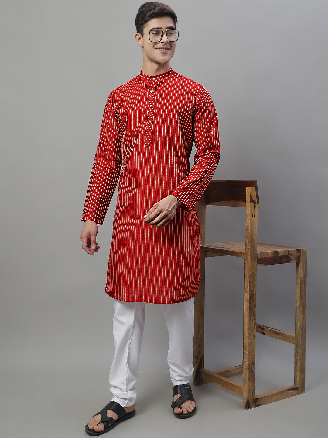 Men Maroon Embroidered Kurtas