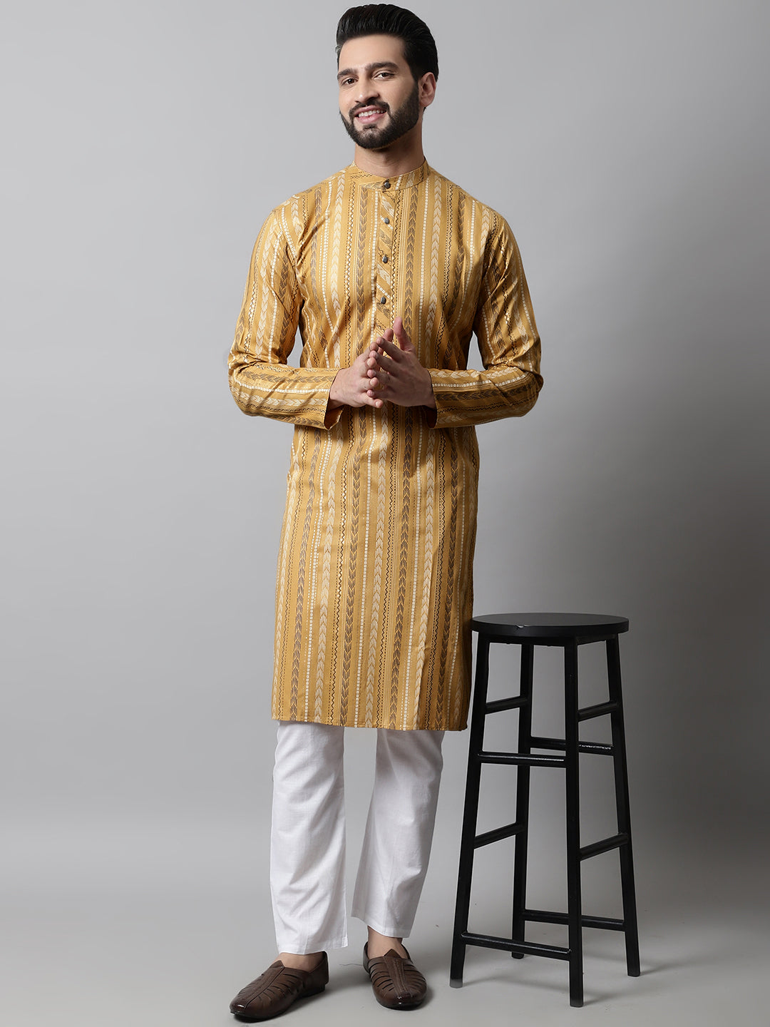 Men Beige Foil Printed Kurtas