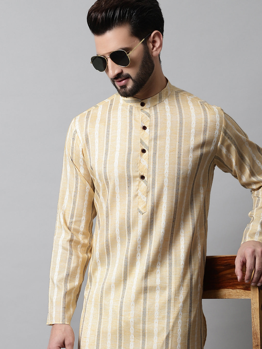 Men Beige Geomatric Printed Kurtas