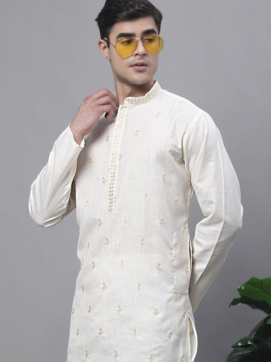 Men's White Embroidered Straight Kurtas