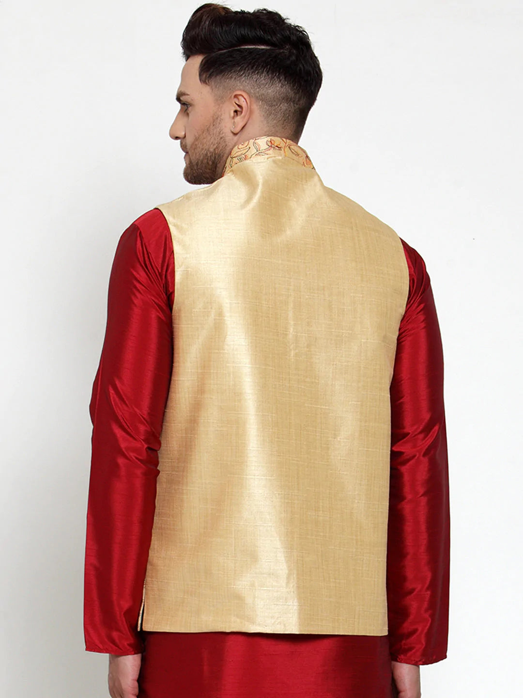 Jompers Men's Gold Embroidered Nehru Jacket ( JOWC 4013Golden )