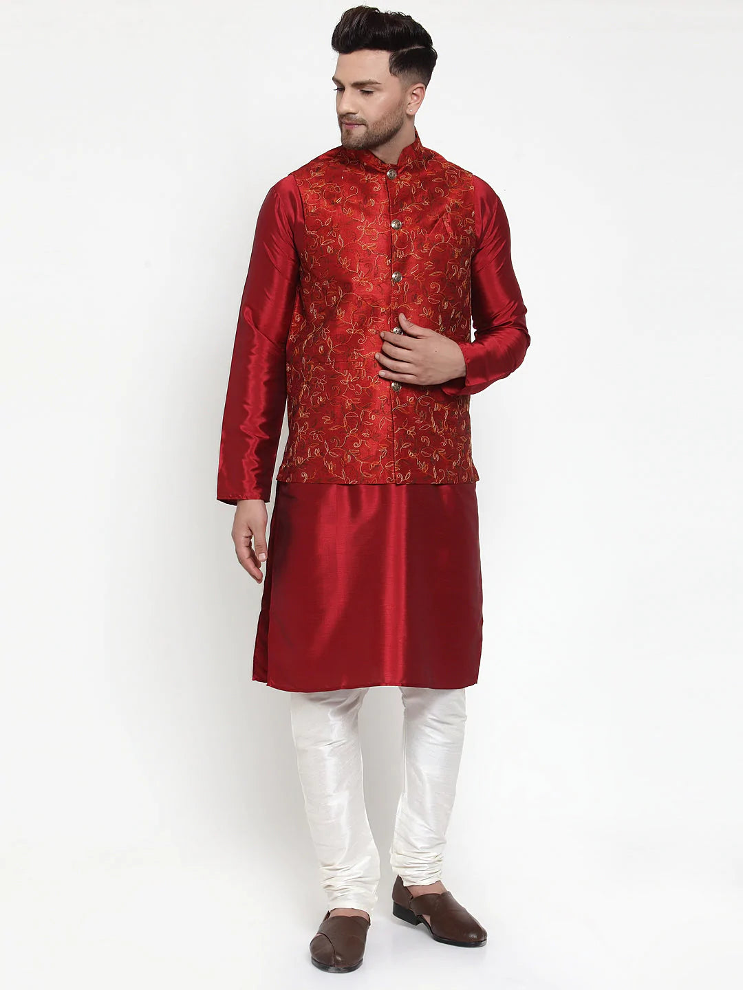 Jompers Men's Maroon Embroidered Nehru Jacket ( JOWC 4013Maroon )