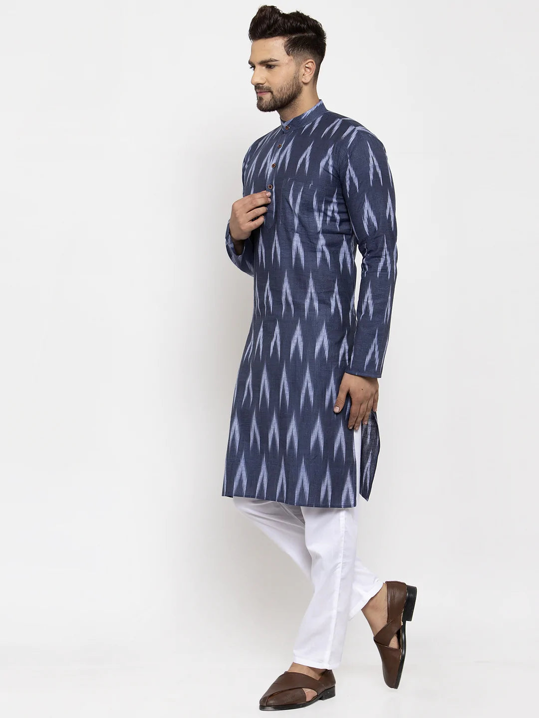 Jompers Men Blue Woven Design Ikkat Straight Kurta with Churidar ( JOKP 615 Blue )