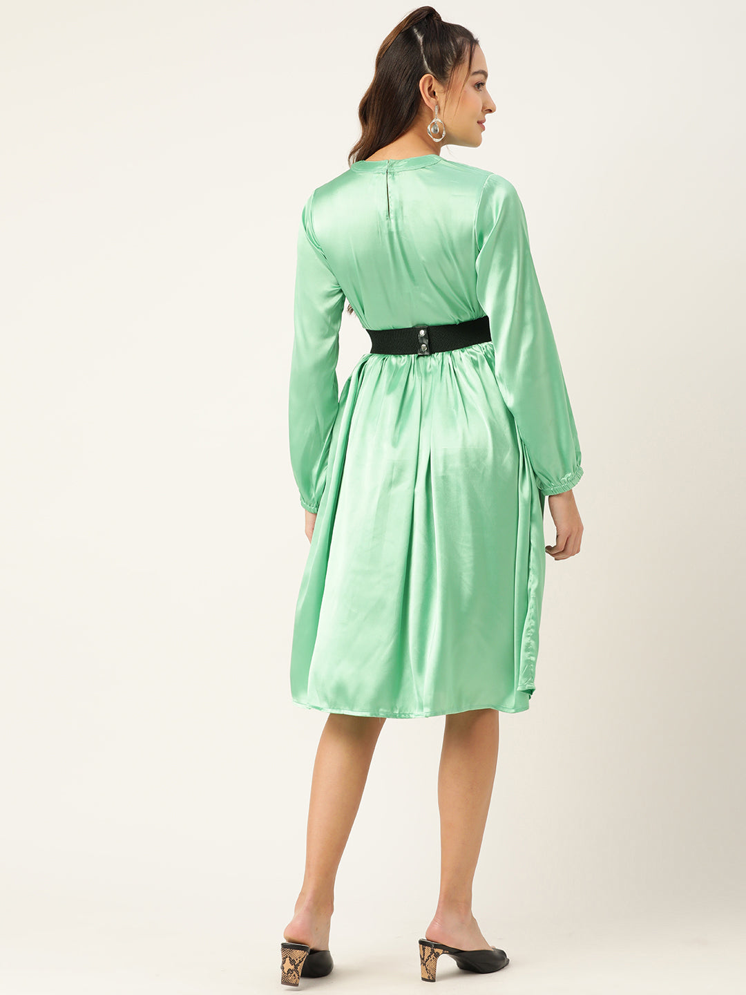 Women Green-Coloured Satin Dress with Belt ( JND 1004Green )