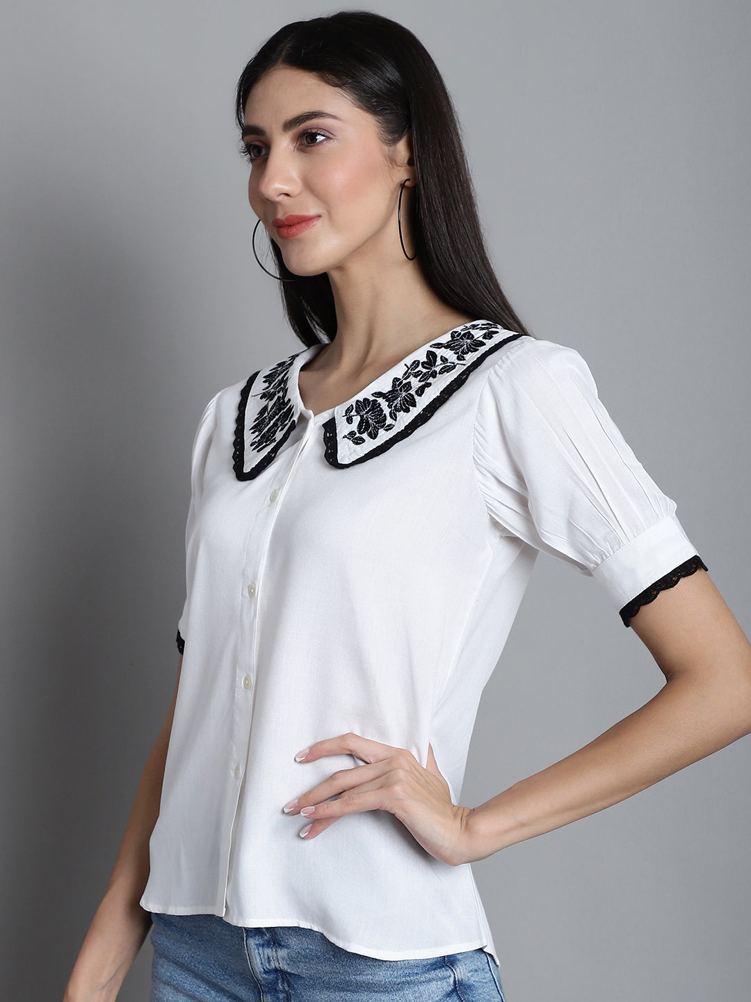 Embroidered Peter Pan Collar Top ( JNT 2018 White )