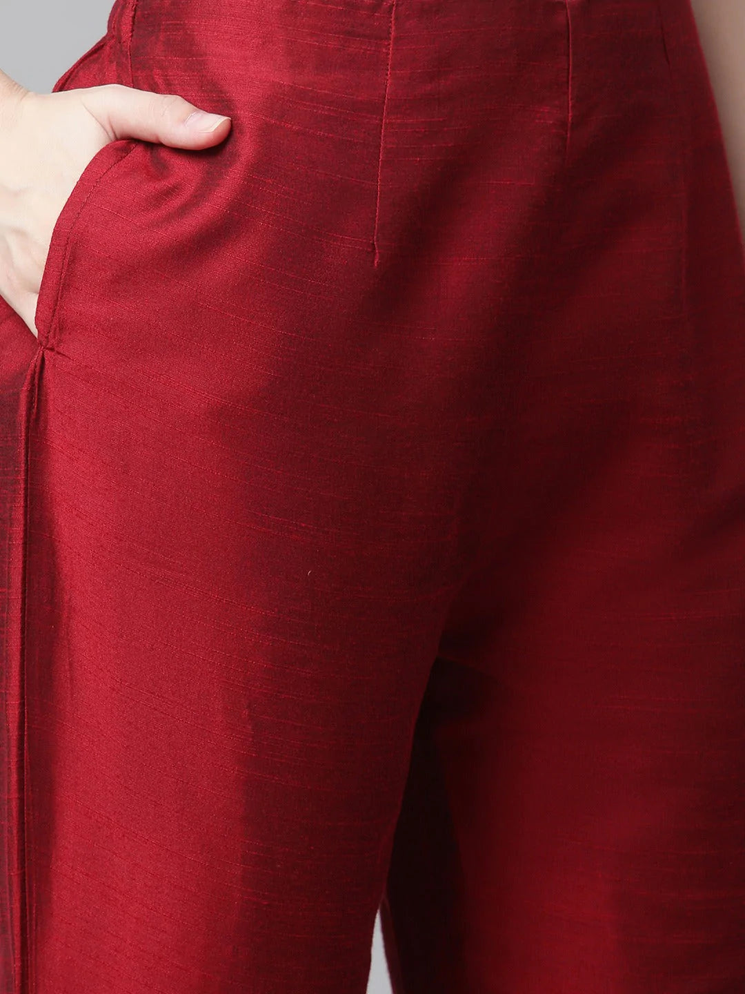 Jompers Women Maroon Regular Kurta with Trousers & With Dupatta ( JOKS D20Y 1391Maroon )