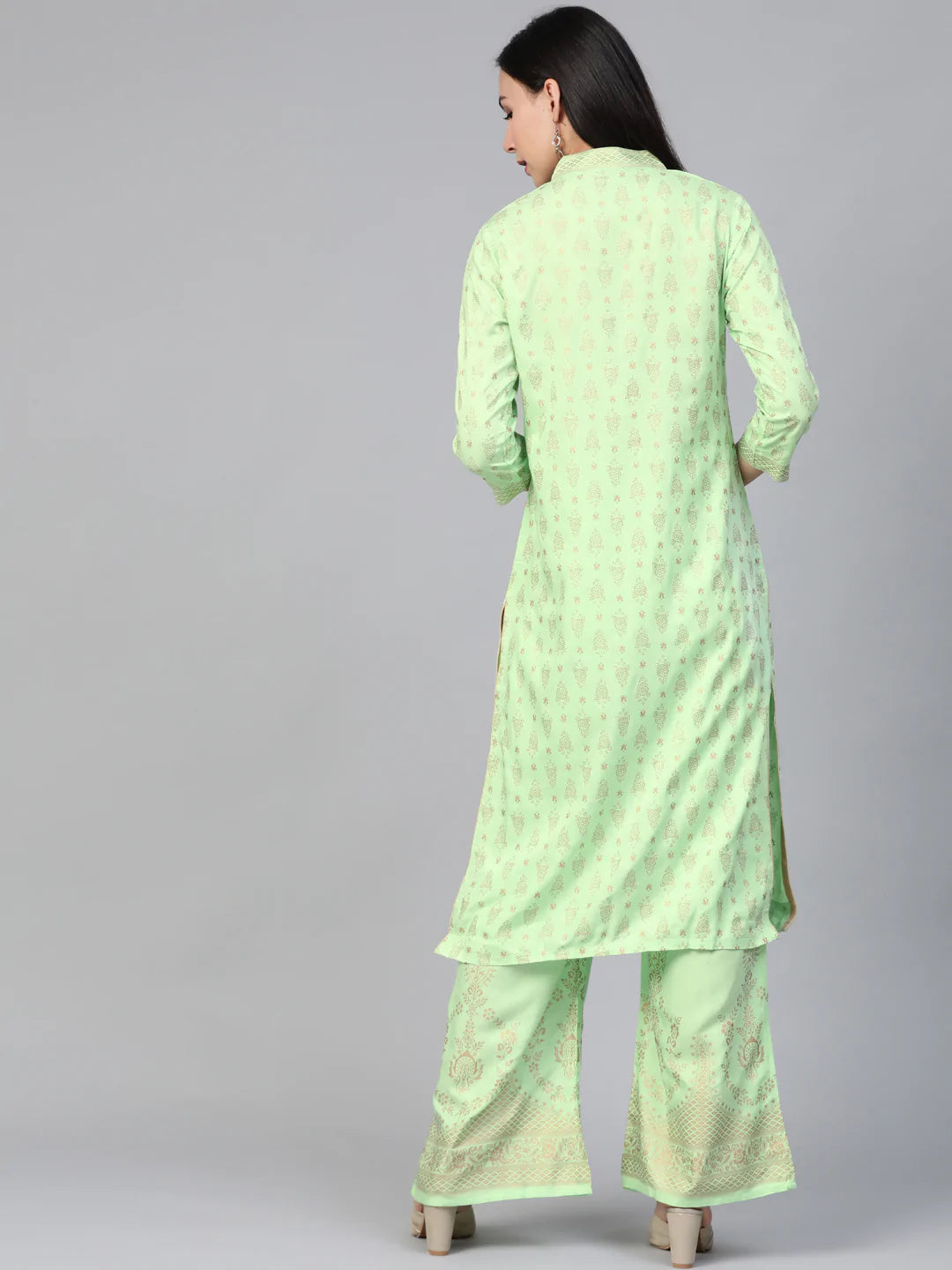 Women Green & Golden Block Print Kurta with Palazzos ( JOKPL 1348 Green )