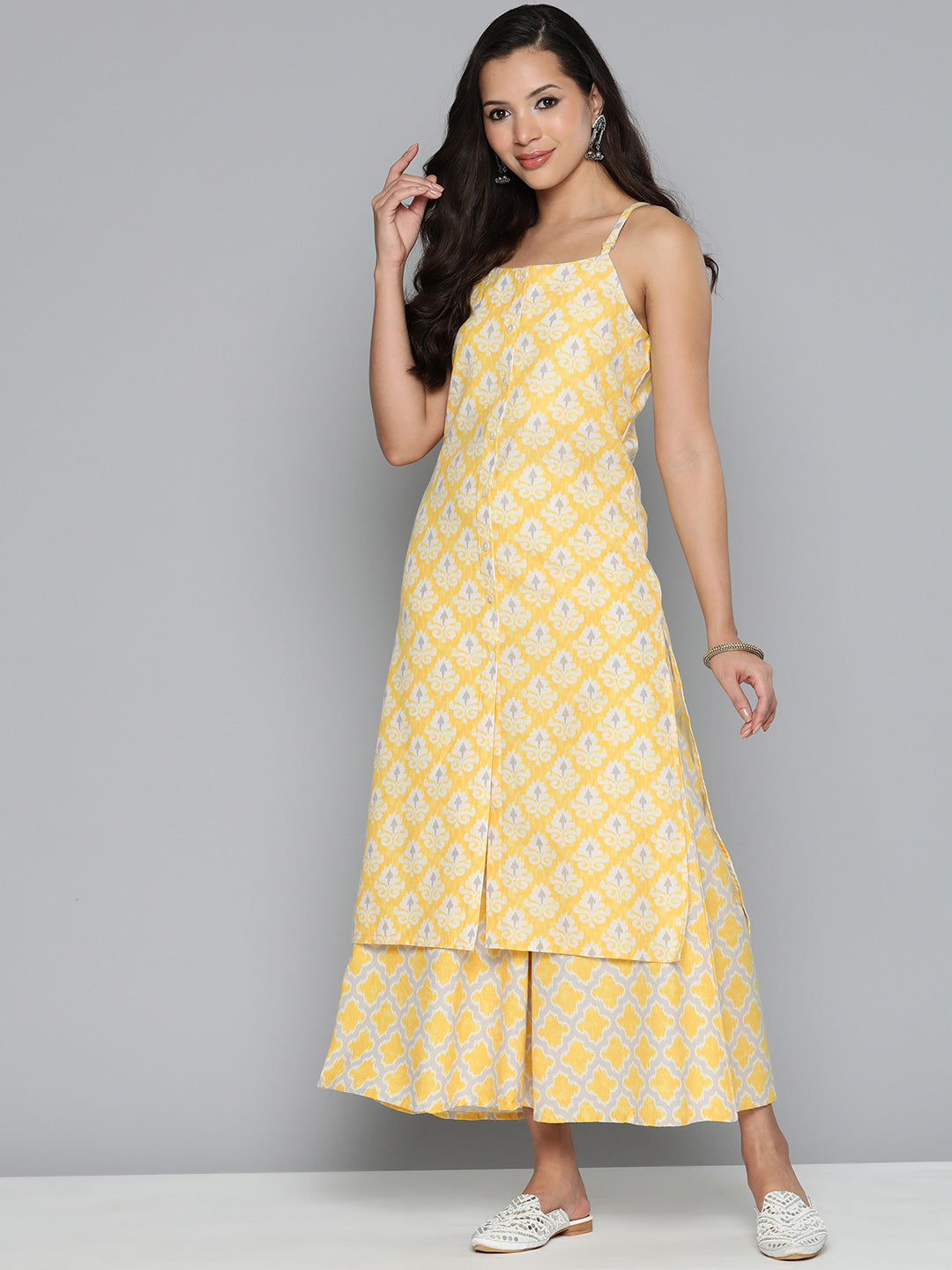 Jompers Women Ethnic Motifs Printed Kurta with Palazzos ( JOKPL 1498 Yellow )