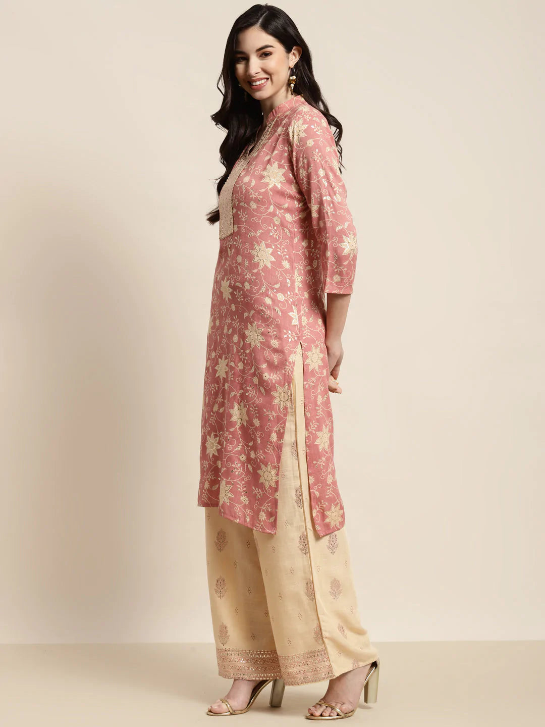 Gotta Patti work Kurta, Palazzos & Dupatta ( JOKPL D31Bg 1447 Pink )