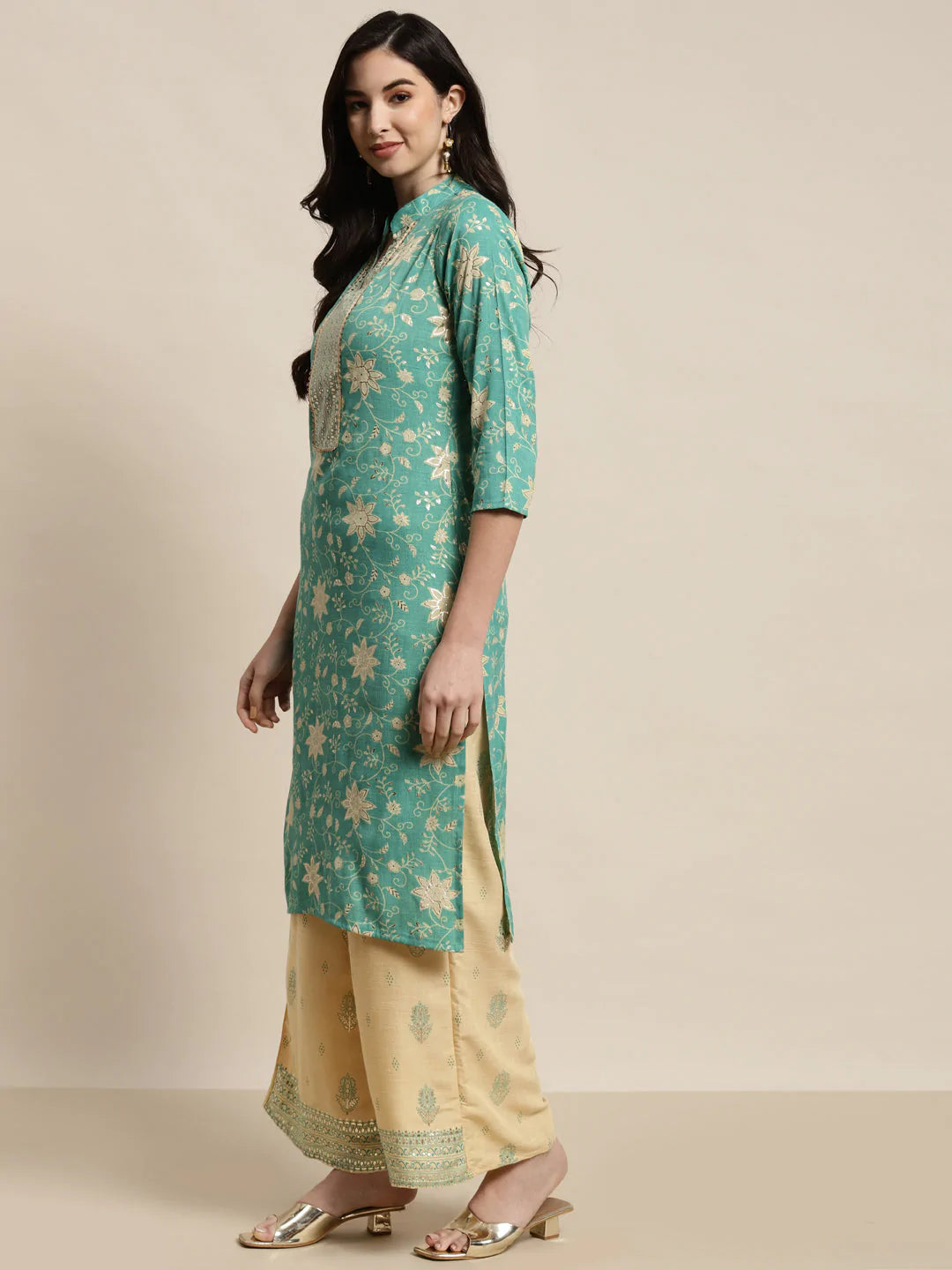 Gotta Patti work Kurta, Palazzos & Dupatta ( JOKPL D31Bg 1447 Sky )