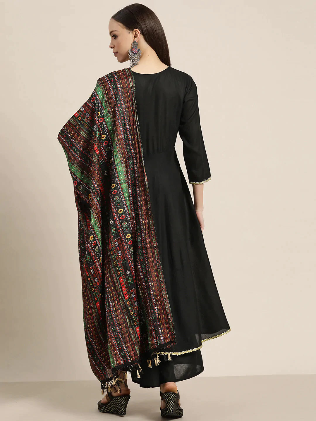 Women Kurta with Palazzos & print Dupatta ( JOKPL D39B 1476 Black )