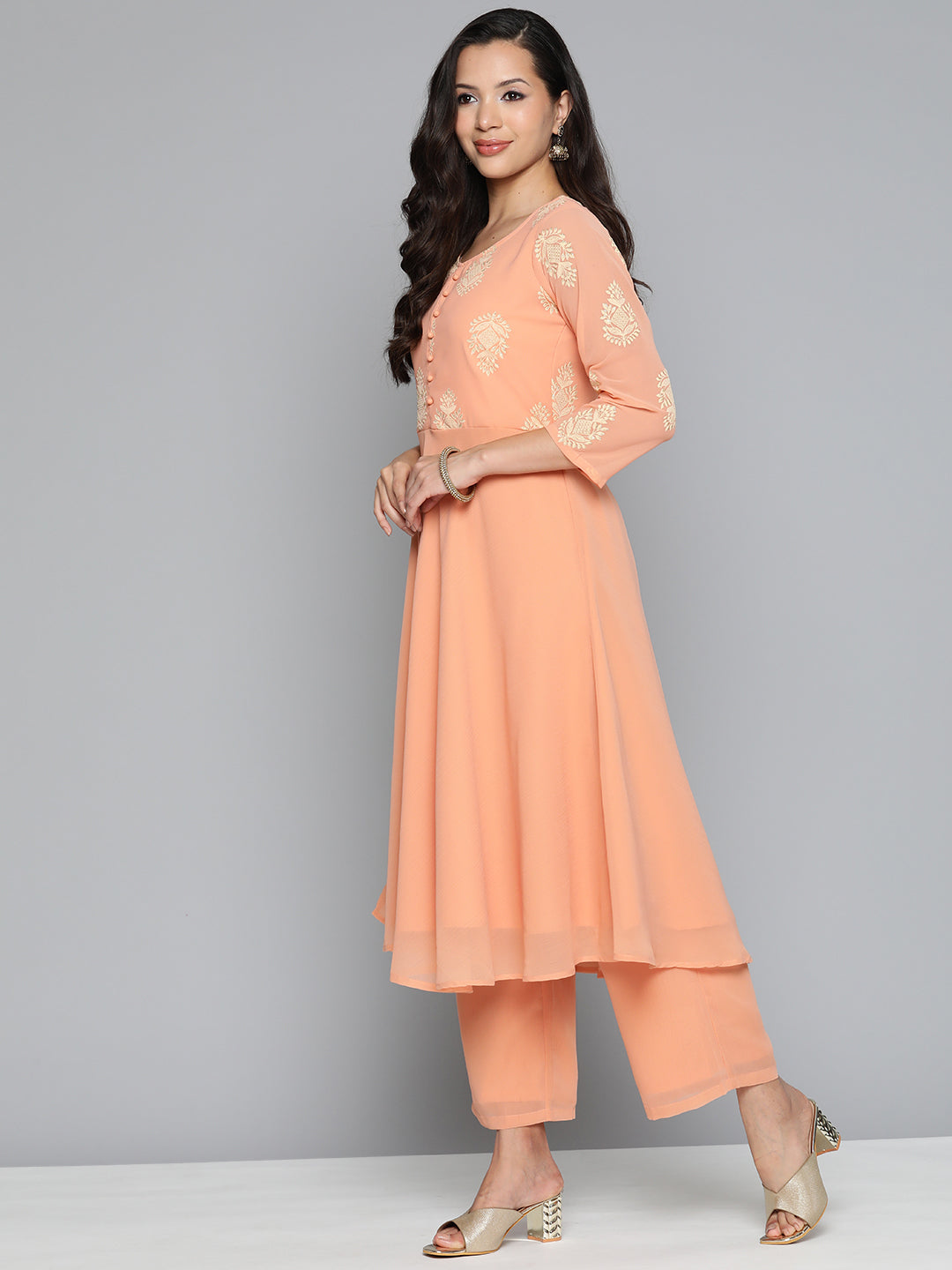 Ethnic Motifs Peach Printed Georgette Kurta with Palazzos & With Dupatta ( JOKPL D43P 1484 Peach )