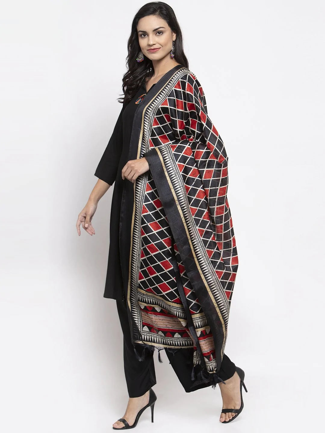 Jompers Women Black & Red Solid Kurta with Palazzos & Dupatta ( JOKPL D4R 1312 Black )