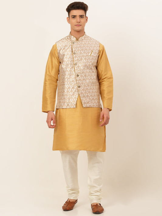 Men's Solid Kurta Pyjama With Nehru Jacket ( JOKPWC DG-D 4048Silver )