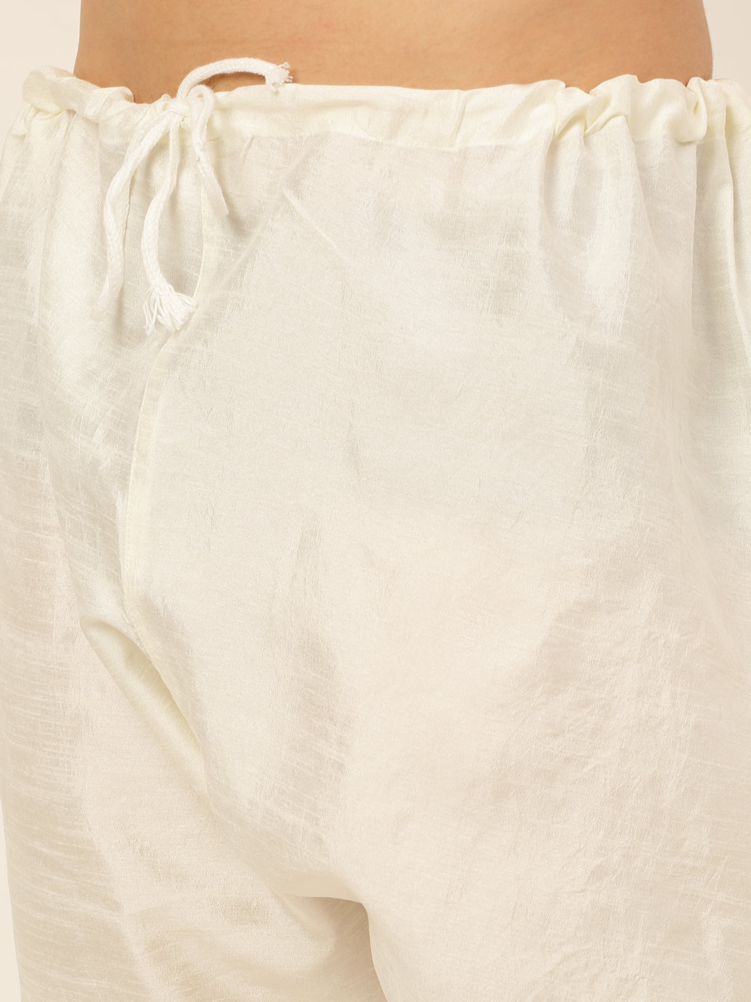 Men's Solid Kurta Pyjama With Nehru Jacket ( JOKPWC DG-D 4048Silver )