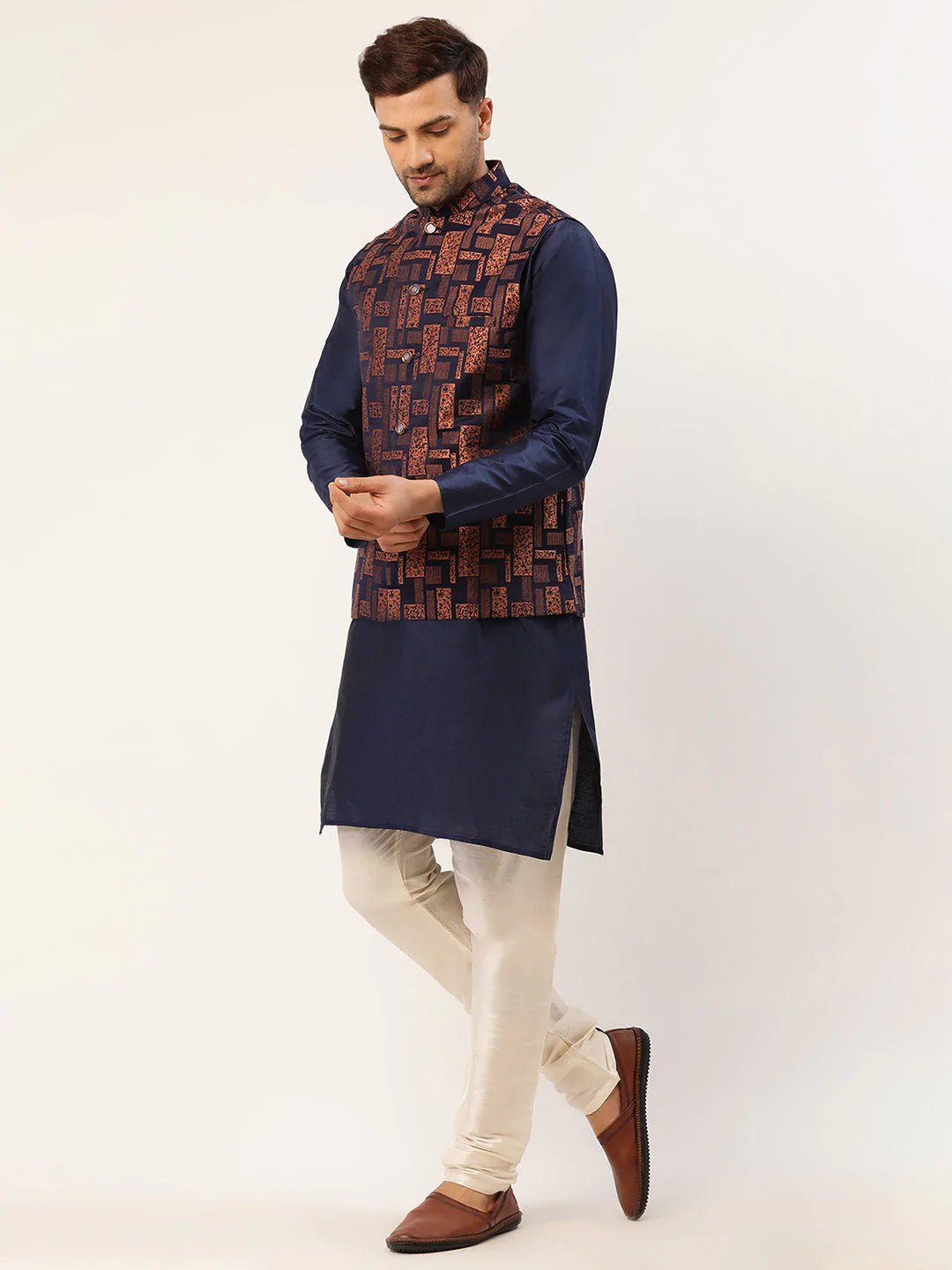 Men's Solid Kurta Pyjama With Bronze Woven Design Nehru Jacket( JOKPWC N-D 4037Bronze )