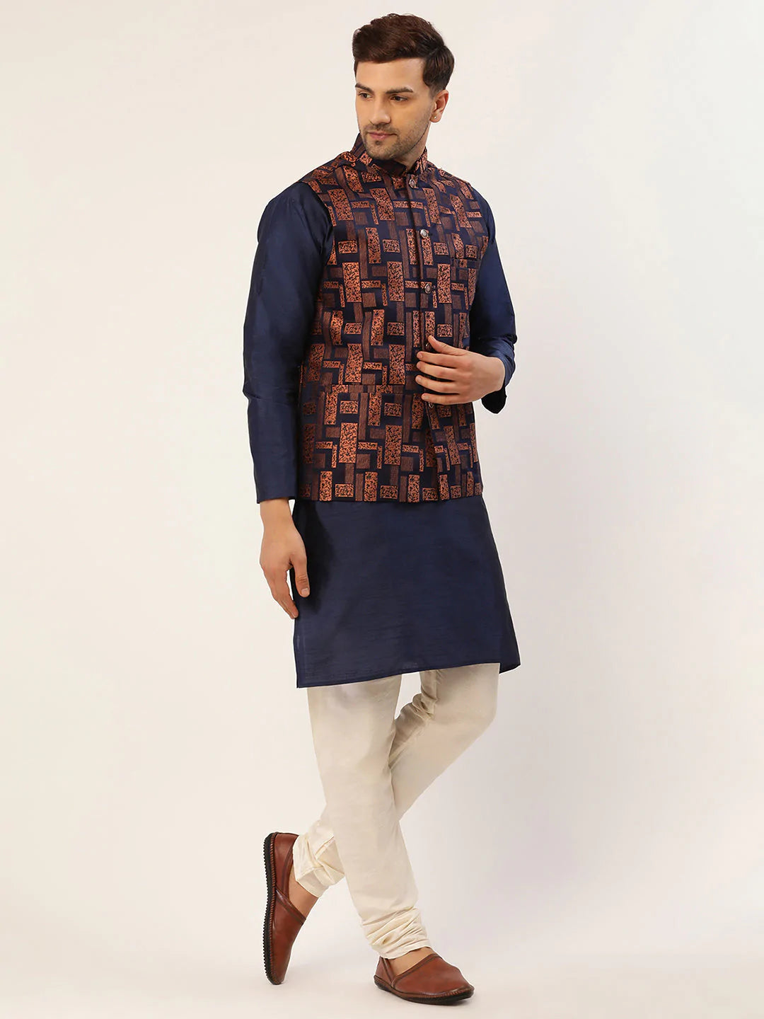 Men's Solid Kurta Pyjama With Bronze Woven Design Nehru Jacket( JOKPWC N-D 4037Bronze )