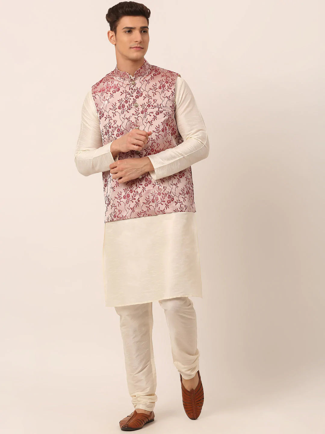 Men's Solid Kurta Pyjama With Maroon Floral Embroidered Nehru Jacket( JOKPWC W-D 4035Maroon )